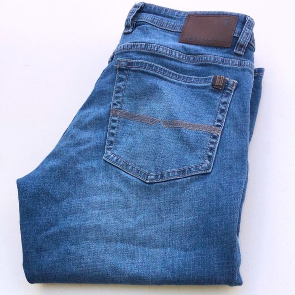 LIKE NEW DAVID BITTON JACK SLIM STRAIGHT STRETCH JEANS 32x32 😎
